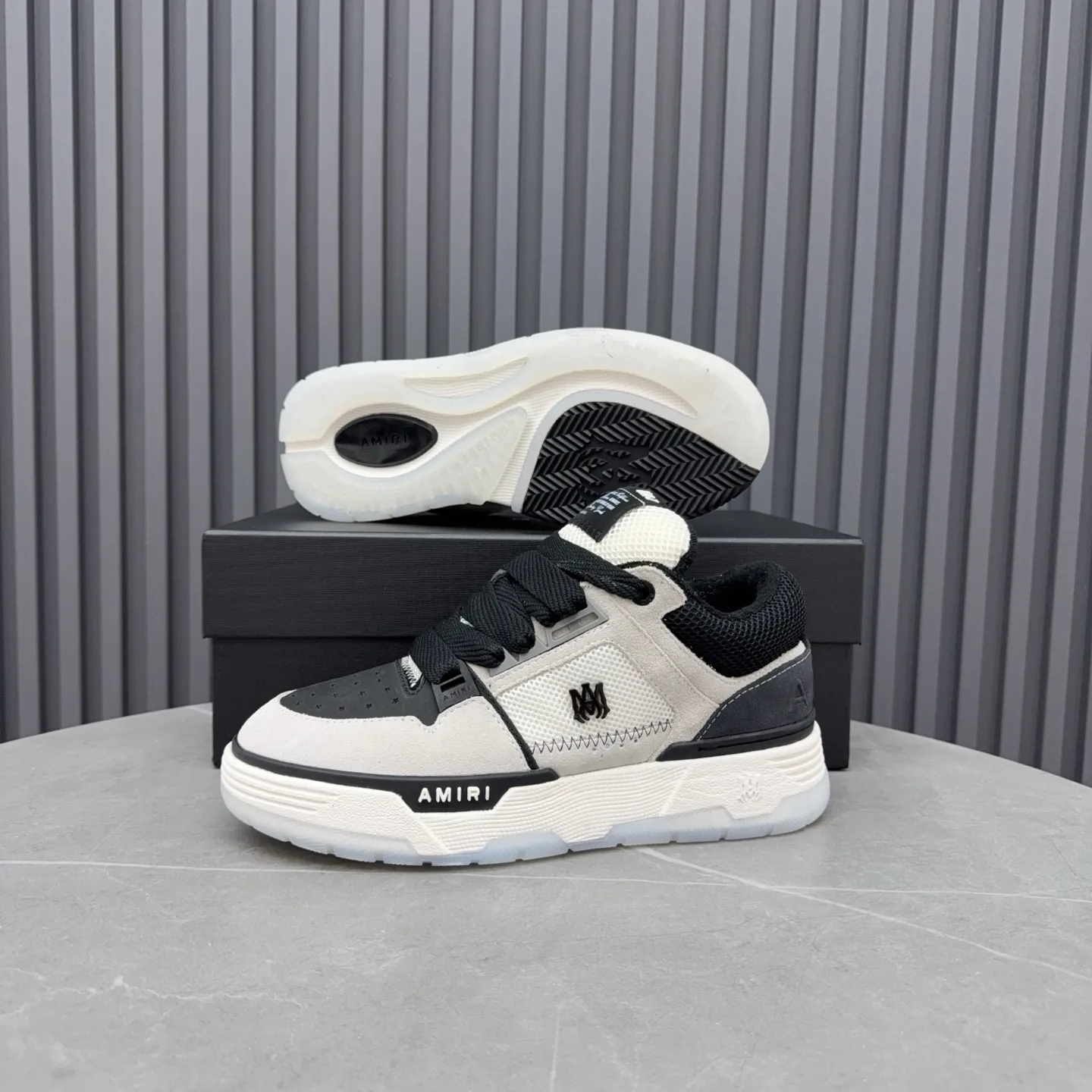 Men's shoes 💰660💰 AMIRI AMIRI trendy brand hot sale 🔥 Available all year round, couples 💑 Official website synchronization Imported fabrics 1⃣️ vs 1⃣️ replica, original factory special original sole, 35-45 (45. non-refundable)